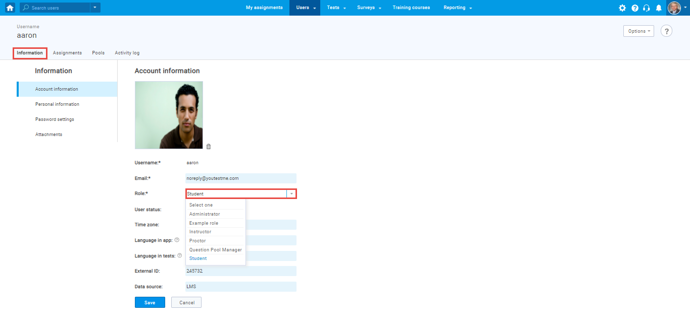 How to assign default user roles and create new custom roles